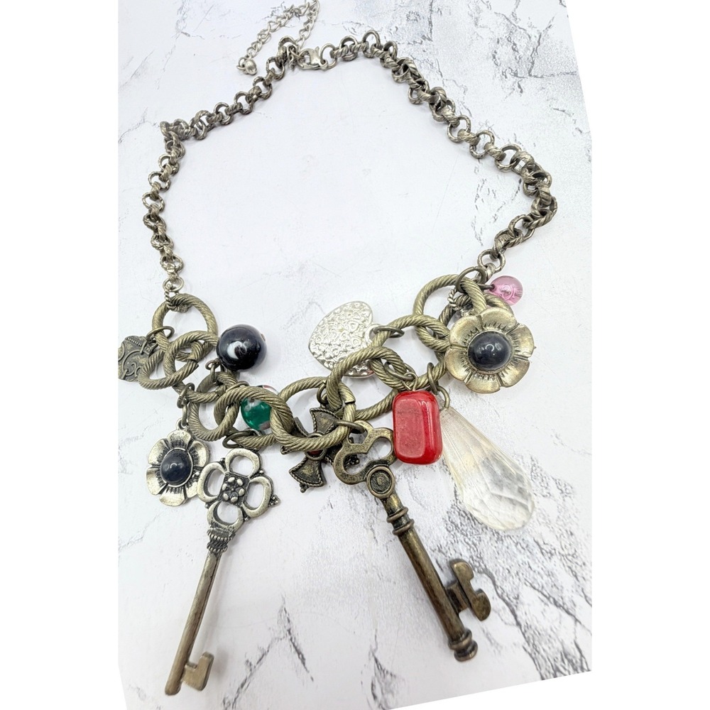 Chunky Antique Gold Tone Charm Necklace Keys Flowers Hearts Beads 16"